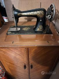 Macchina da cucire SINGER anni 20