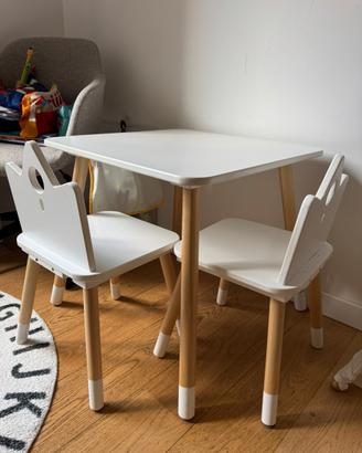 Scrivania per bambini in legno