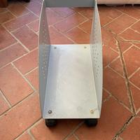 Carrello porta pc con ruote