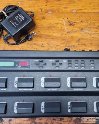 pedaliera multieffetto Digitech RP10