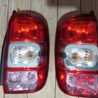 Fari posteriori Dacia Duster