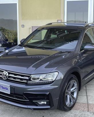 Volkswagen Tiguan 2.0 TDI SCR 150cv R-LINE Interio