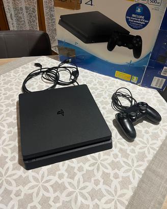 Playstation 4 + 2 Giochi