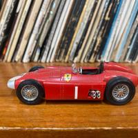 Modellino auto Ferrari d50 brumm scala 1/43