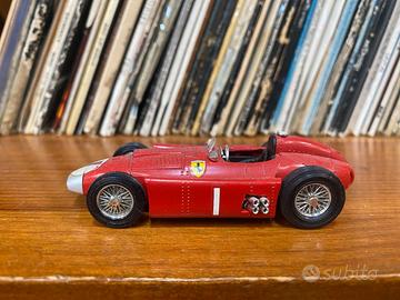 Modellino auto Ferrari d50 brumm scala 1/43