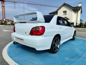 SUBARU Impreza 2.0 turbo WRX