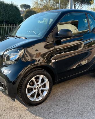 Smart ForTwo 1000 62 kW coupé passion