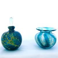 Vaso e porta profumo. Vetro soffiato