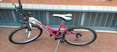 Montain bike n.24 della schiano per ragazza