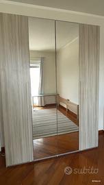 Armadio finitura legno chiaro come nuovo