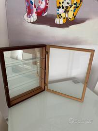 Vetrinetta con cornice