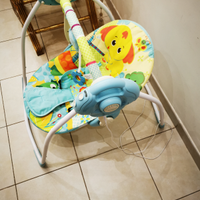 Altalena dondolo elettrica neonato richiudibile