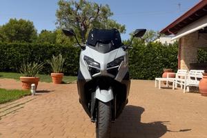 Tmax 560