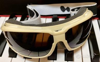 Occhiali da sci a maschera