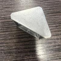 Nr. 10 Staffe angolari 40 scanalatura 10