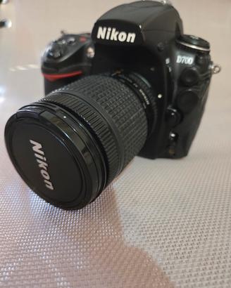 nikon d700 in garanzia piu obiettivo 