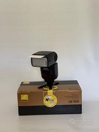 NIKON Flash SB 900