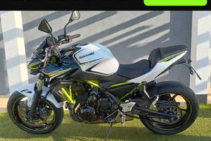 🏍️ KAWASAKI Z650 FULL POWER  🏍️