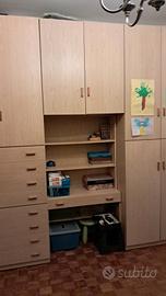 Armadio con scrivania, mobile per libri