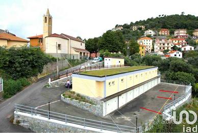 Box / Garage di 15 m² a Varazze