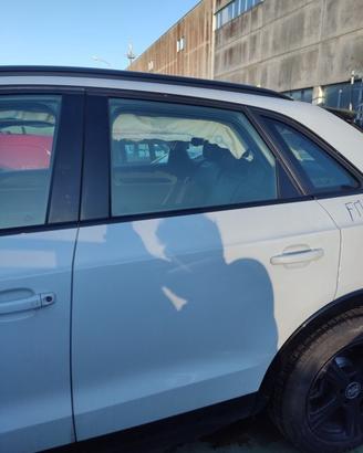 Porta posteriore sinistra AUDI Q3 del 2017