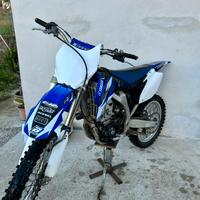 Yamaha YZF 450