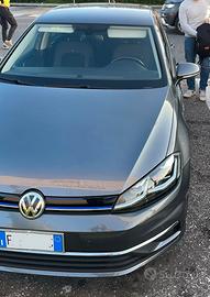 Golf 7.5 TGI executive 130CV DSG