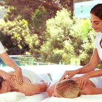 Massaggio ayurvedico ABYANGAM per donne