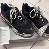 Balenciaga taglia N43 con fattura