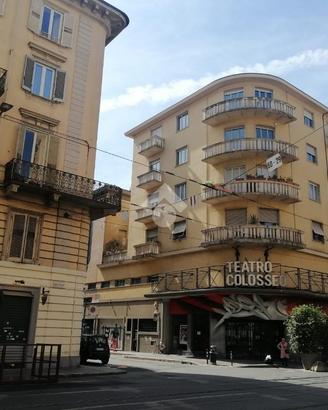 NEGOZIO A TORINO