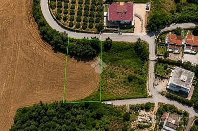 TER. RESIDENZIALE A MOSCIANO SANT'ANGELO