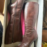 stivali marroni donna