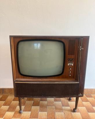 Televisore anni 50/60 da sistemare