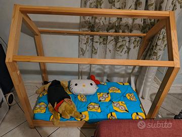 Lettino a casetta per bambini