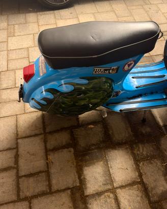 Vespa 50