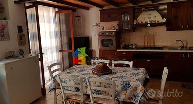 Splendido Bivani su Due Livelli con Terrazza
