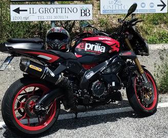 Aprilia Tuono 1000