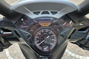 Sh 300 2013 fine 2014 in condizioni nuova usato