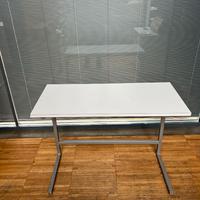 TAVOLO SCUOLA DI CUCINA