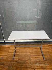 TAVOLO SCUOLA DI CUCINA