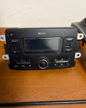 Radio bluetooth per dacia sandero