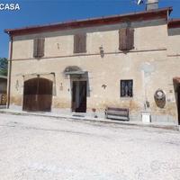 Casale buone condizioni a Monsano