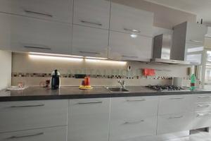 S2 ampio appartamento arredato con posto auto