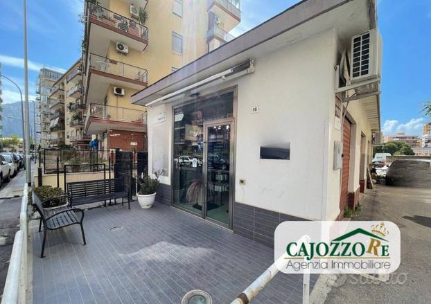 Strasburgo-via Svizzera:locale 80 mq con spazio es