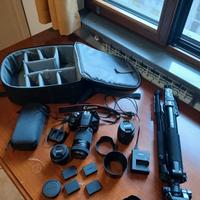 Macchina fotografica reflex Canon  EOS2000D