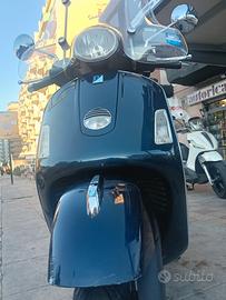 Piaggio Vespa 250 GTS ie unico proprietario