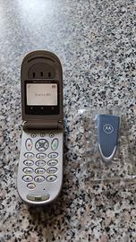 Cellulare a conchiglia  Motorola V661
