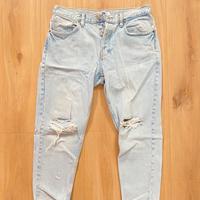 Jeans Azzurri Zara con strappi