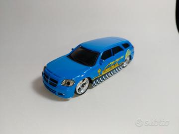 Dodge Magnum R7 2006 1/43 Burago giocata 