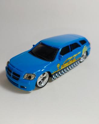 Dodge Magnum R7 2006 1/43 Burago giocata 